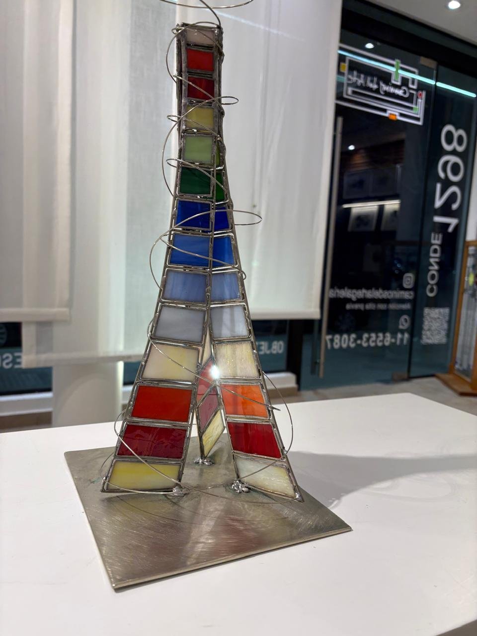 WhatsApp Image 2025-09-03 at 9.00.44 PM (5) Torre/Técnica: Escultura en vidrio