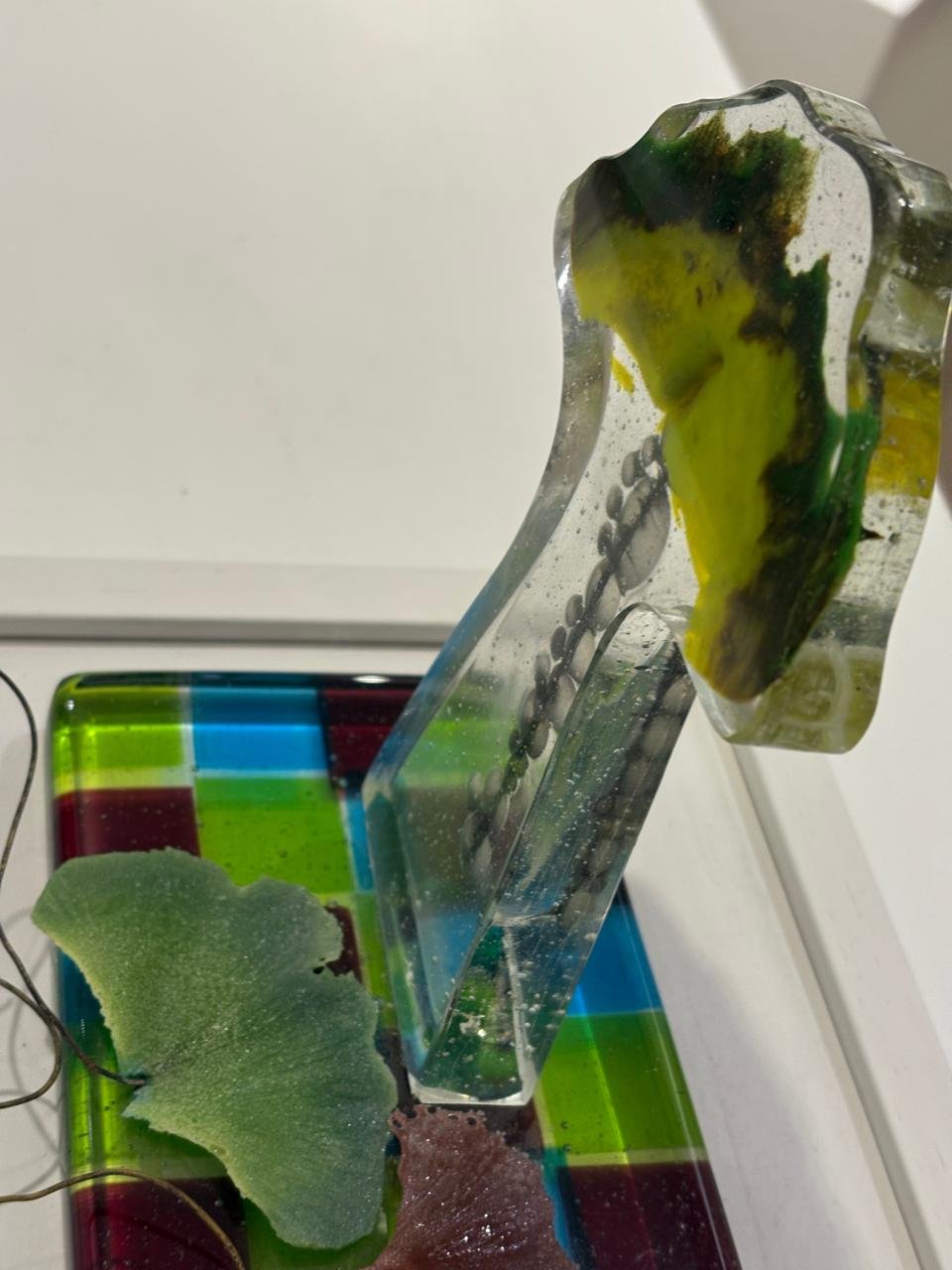 No solo hojas No solo Hojas/Técnica: Escultura en vidrio